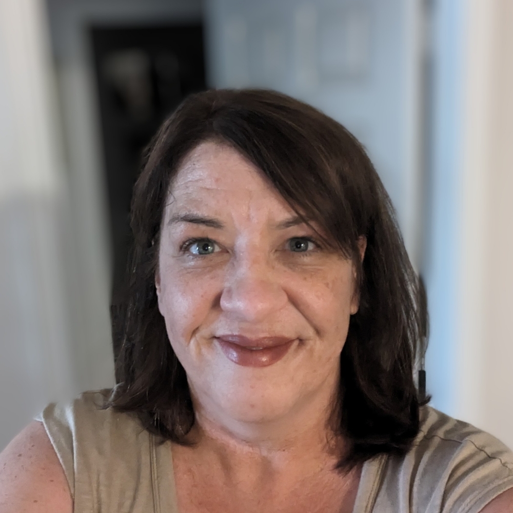 Meet your Posher, Carrie